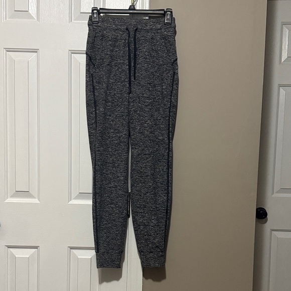 lululemon athletica Pants - Lululemon Ready to Rulu Fleece Joggers size 2